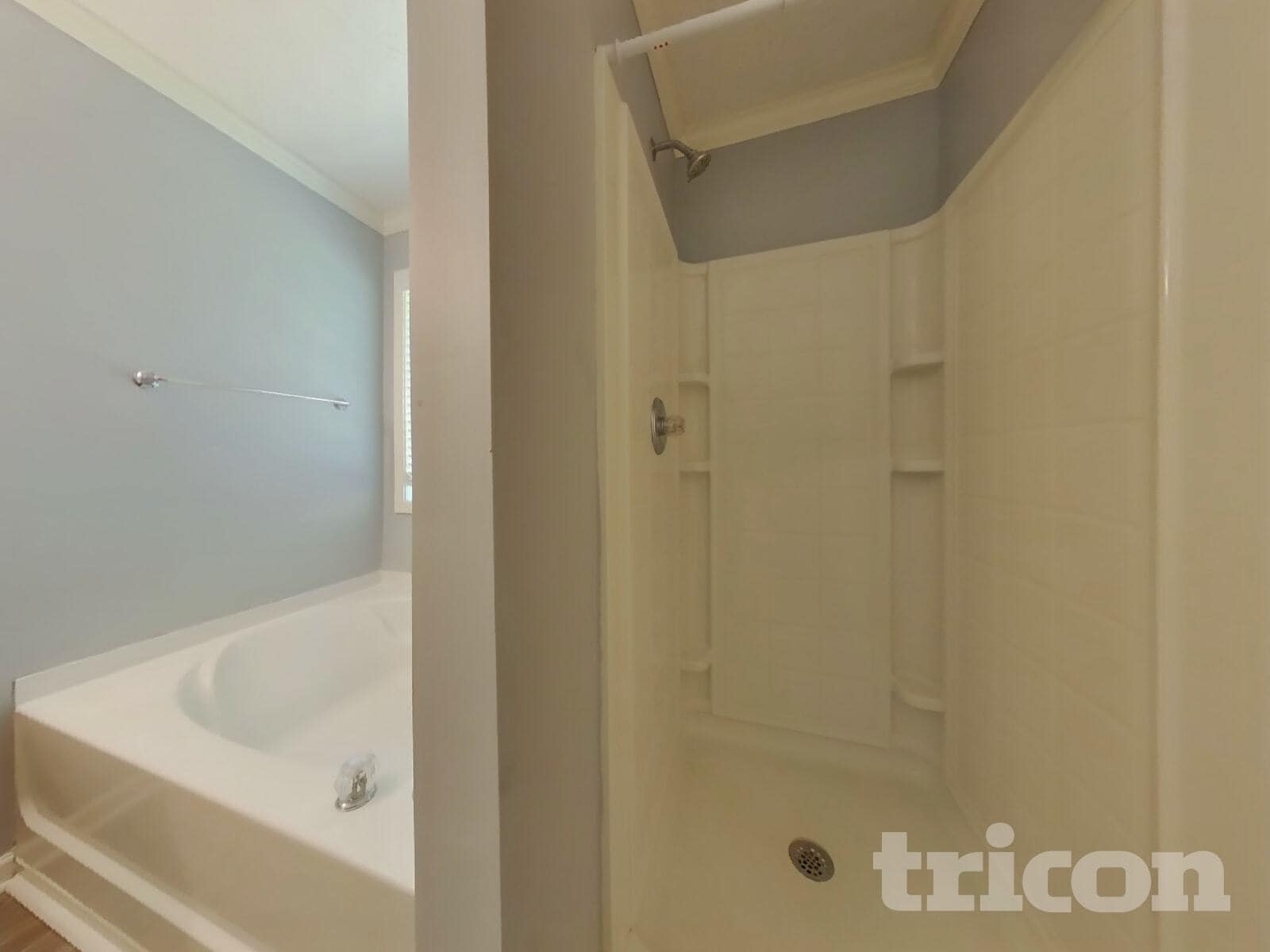 Building Photo - 220 Arbor Creek Dr