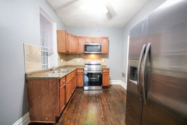 Building Photo - 4637 Virginia Ave