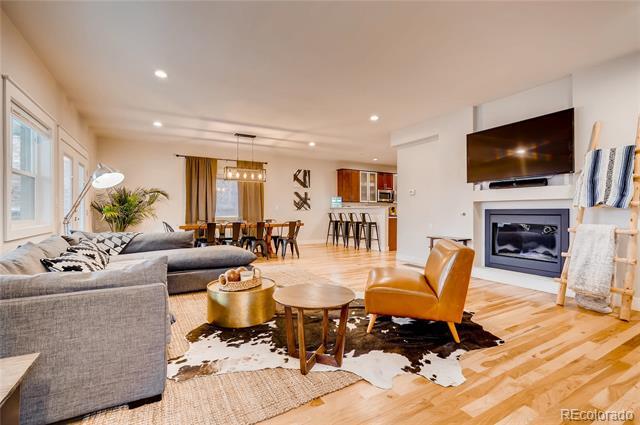 Building Photo - 2901 W 20th Ave