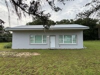 Building Photo - 13485 NE Jacksonville Rd