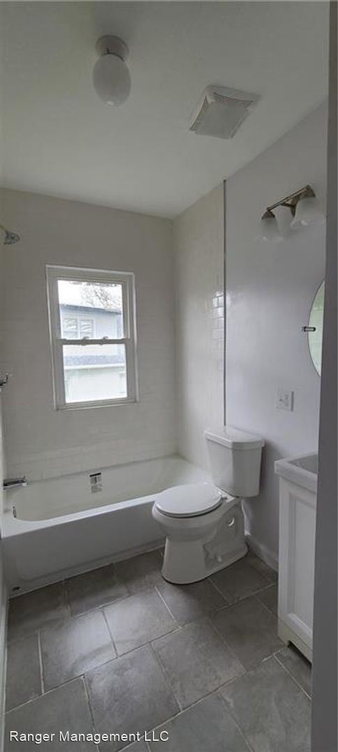 Building Photo - 3 br, 2 bath House - 139 South Maple Avenue