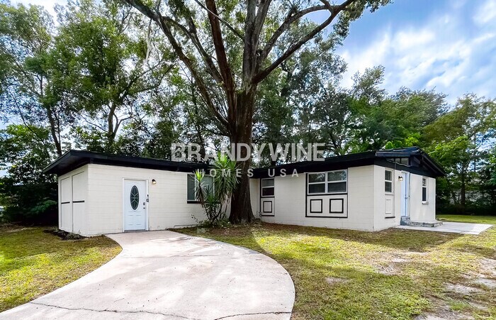 Building Photo - 922 Westgate Dr