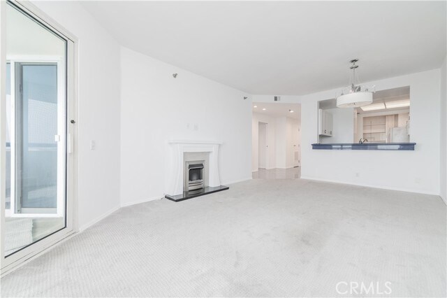 Building Photo - 525 E Seaside Way