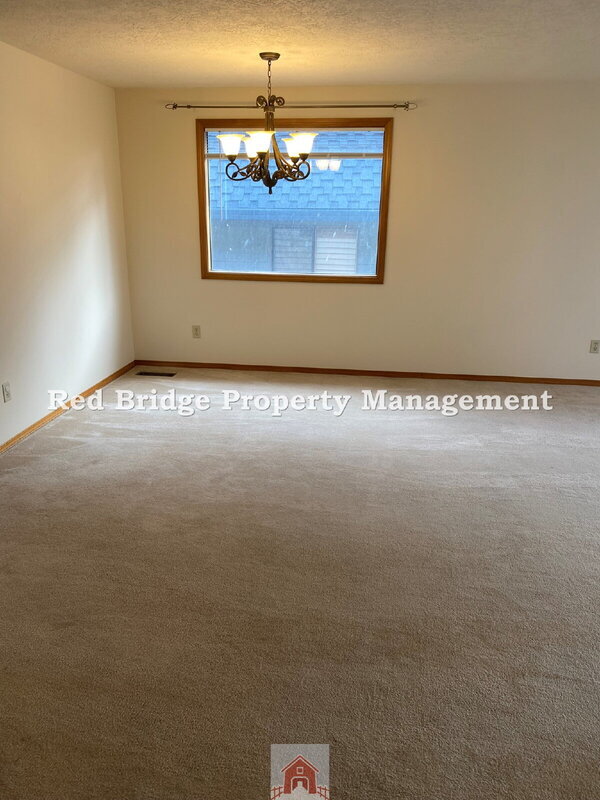 Building Photo - 19840 NW Quail Hollow Dr