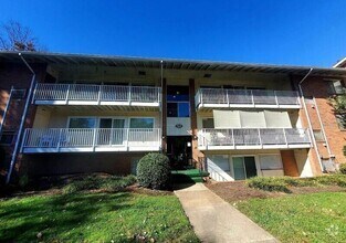 Building Photo - 5604 Crenshaw Rd
