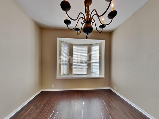 Building Photo - 2844 S Serrano