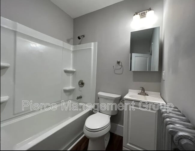 Building Photo - 84 Blodget St