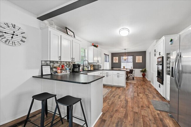 Building Photo - 5752 S 80th E Ave
