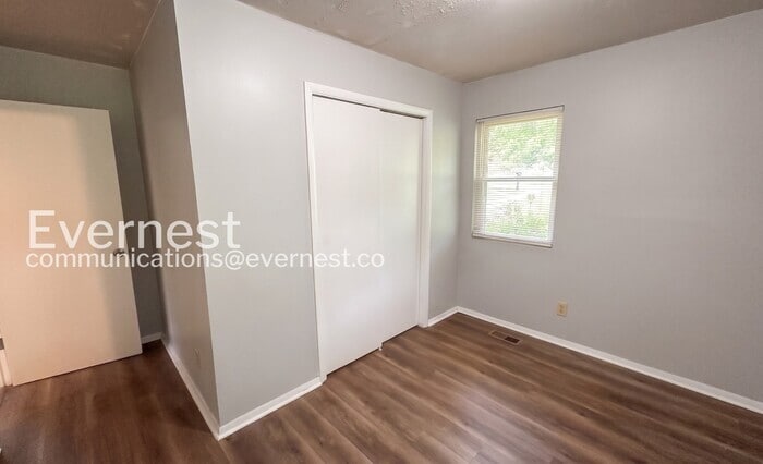 Building Photo - 2032 Ricky Rd