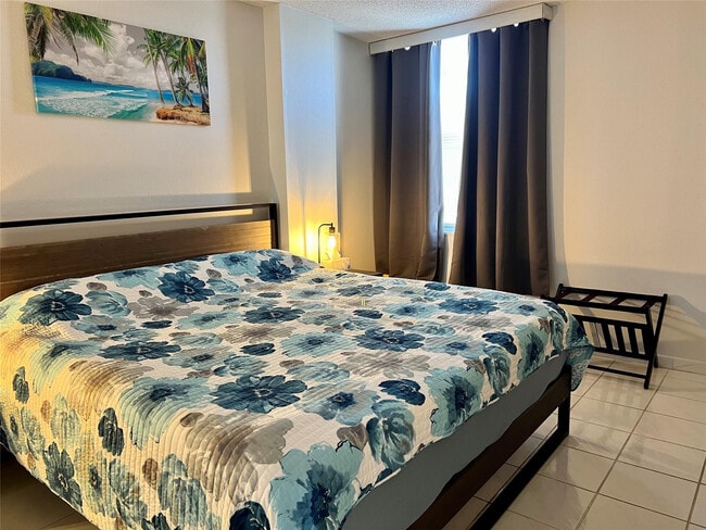 Building Photo - 111 Briny Ave