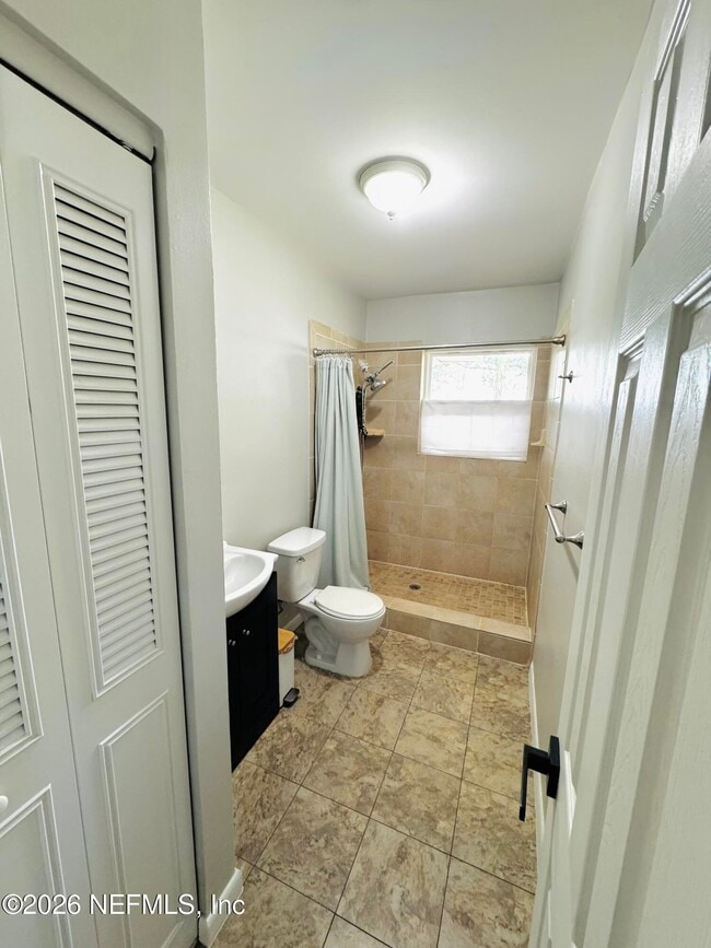 Building Photo - 1926 71st Ave