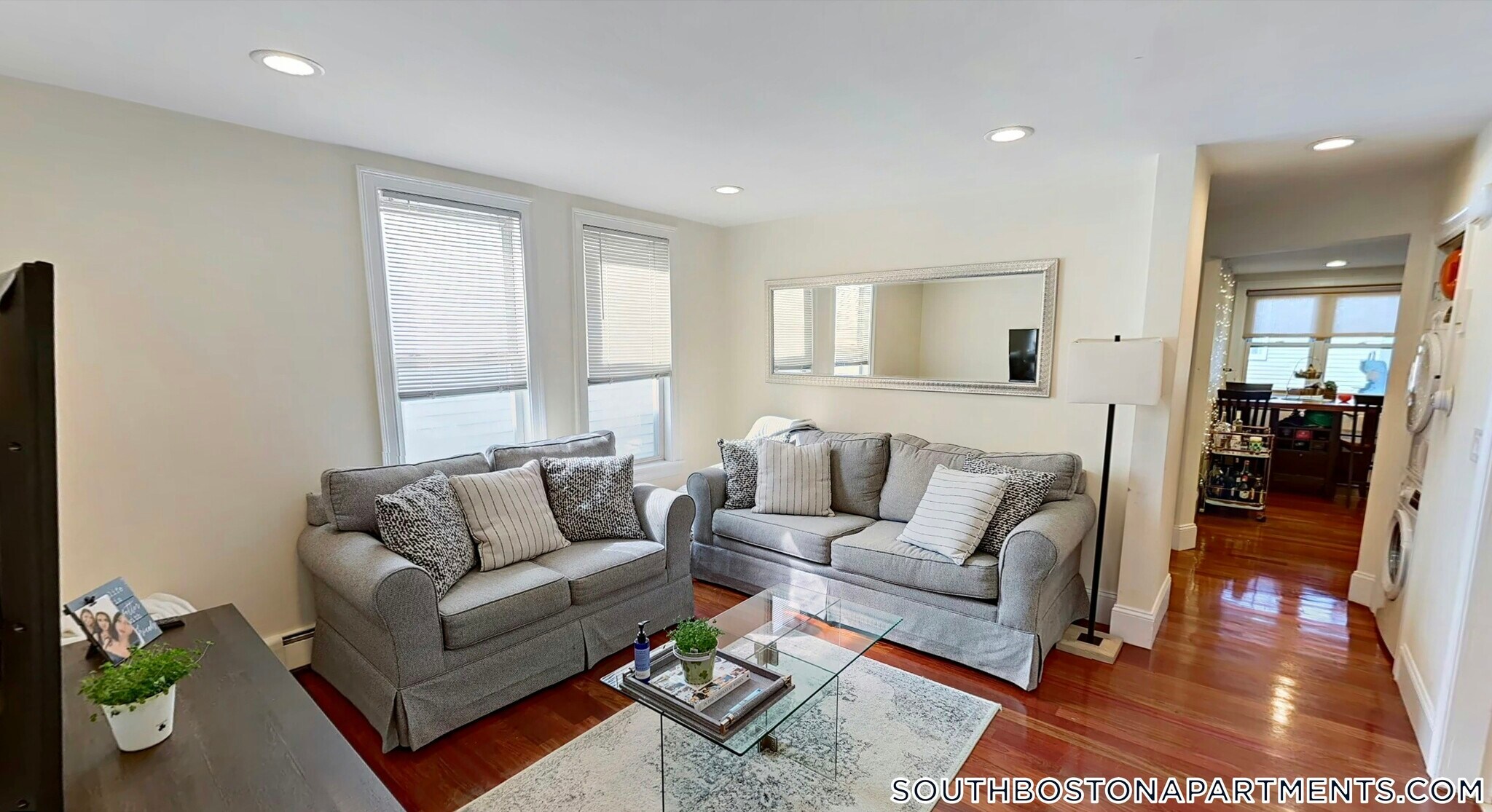 Building Photo - 143 L St