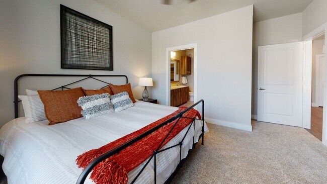 Primary Photo - 24002 Colonial Pkwy