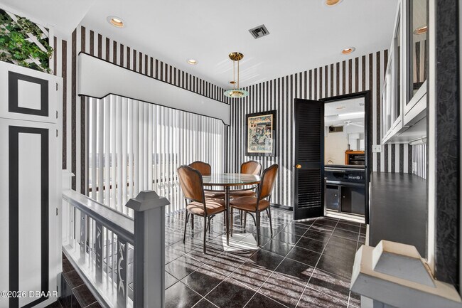 Building Photo - 915 Ocean Shore Blvd