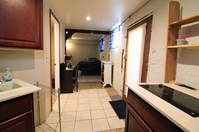 Building Photo - 811 E Pleasant St