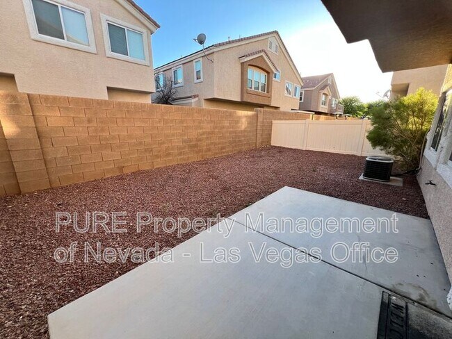 Building Photo - 8809 Horizon Wind Ave