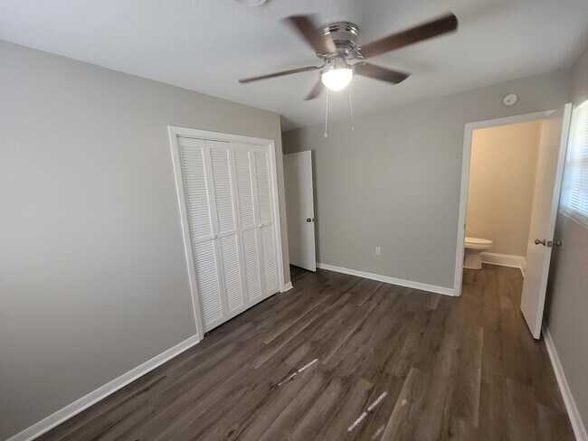 Building Photo - 3618 Audubon Pl