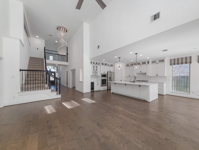 Building Photo - 27123 Birch Pine Ct