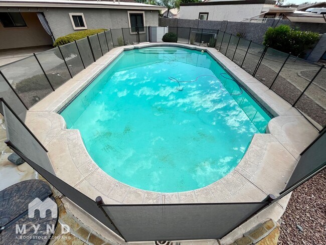 Building Photo - 17323 E Rosita Dr