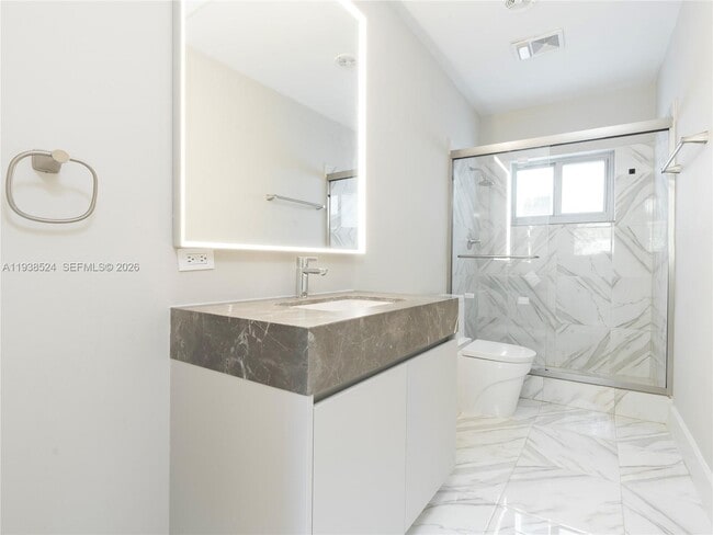 Building Photo - 650 NE 60th St