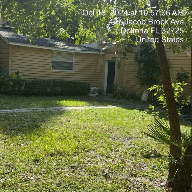 Building Photo - Historical Area,  utilities included!  Call Sheila C 407-687-7900 CARE FREE Living