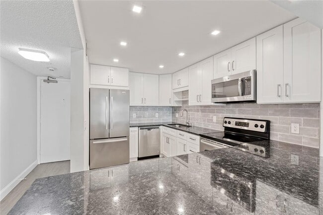 Building Photo - 51 Island Way