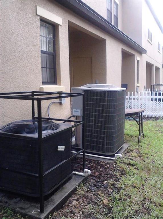 Building Photo - 2332 Aloha Bay Ct