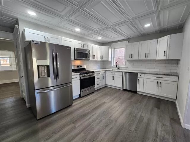 Building Photo - 944 S 24th St