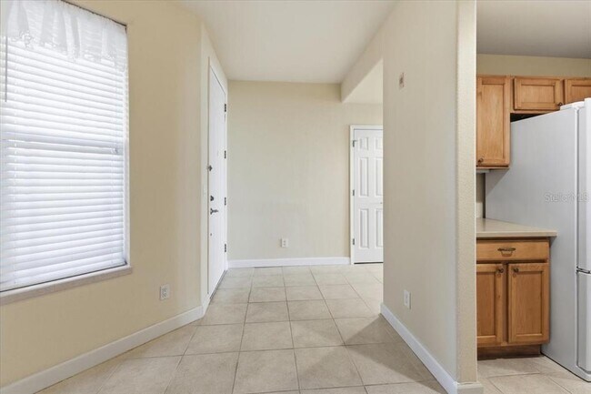 Building Photo - 10045 Links Ln