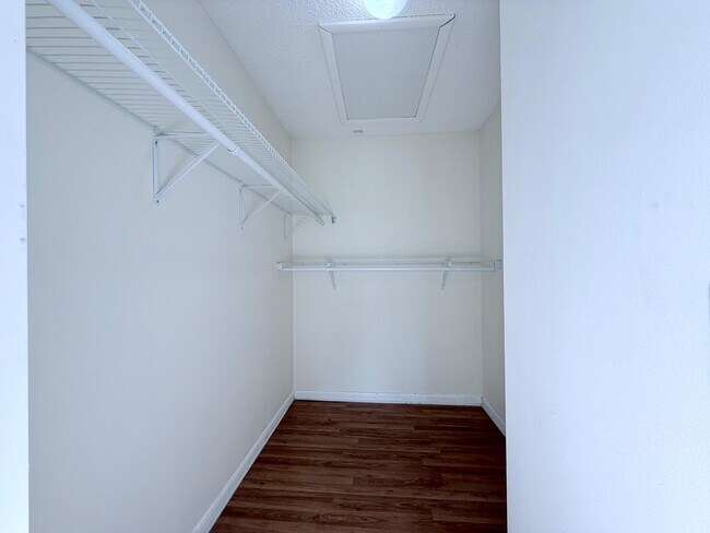 Building Photo - 603 Sea Pine Way