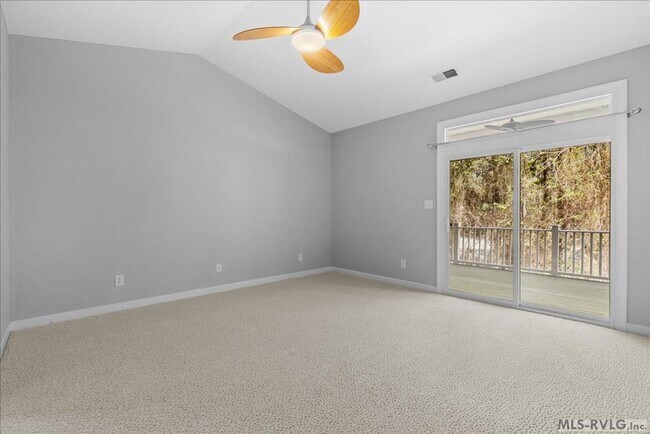 Building Photo - 164 Sandy Cove Dr