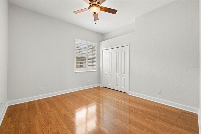 Building Photo - 3916 Valrico Grove Dr