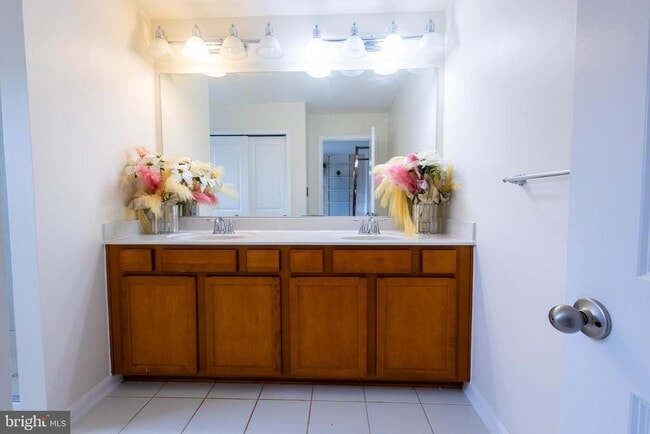 Building Photo - 16028 Eagle Roost Ct