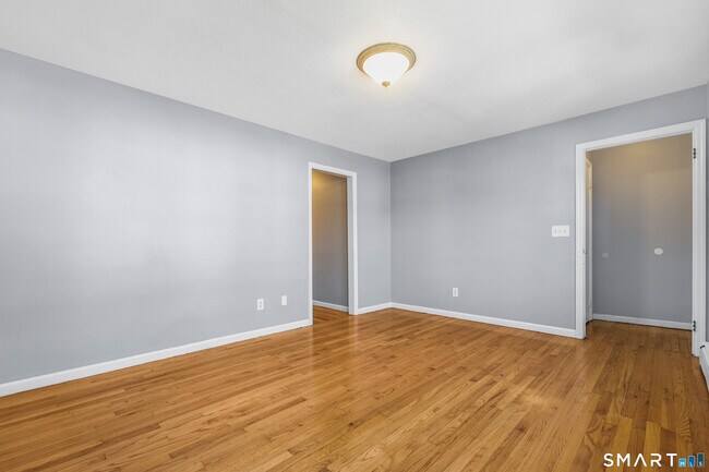 Building Photo - 509 Westfield Ave