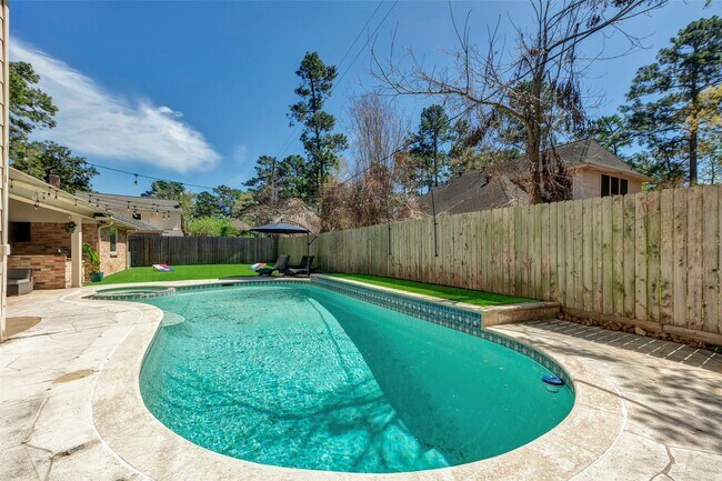 Building Photo - 9527 Enstone Cir