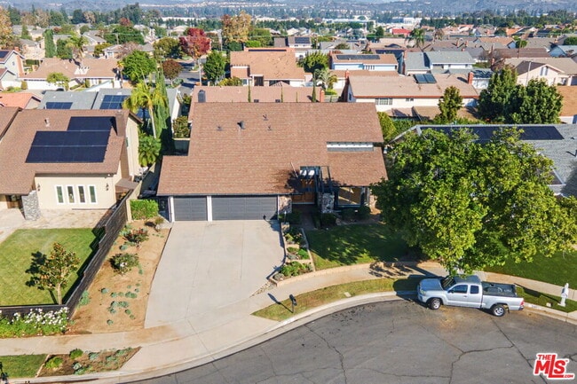 Building Photo - 243 Blanquita Way