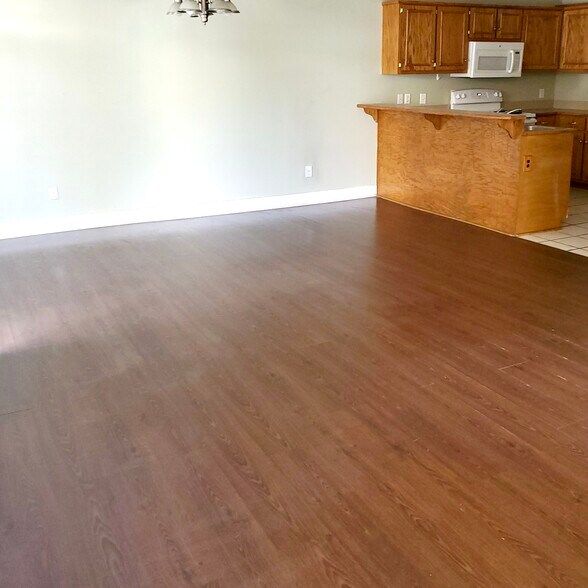 Dining/Living Space - 8082 Veterans Pky