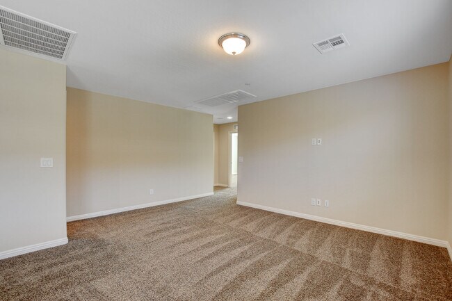 Building Photo - 2919 Caxton Grove Dr
