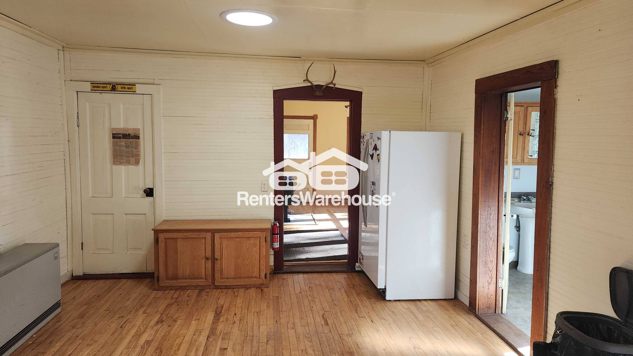 Building Photo - 1134 Rustic Rd 4