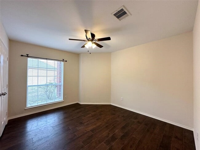 Building Photo - 1707 Magnolia Lake Ln