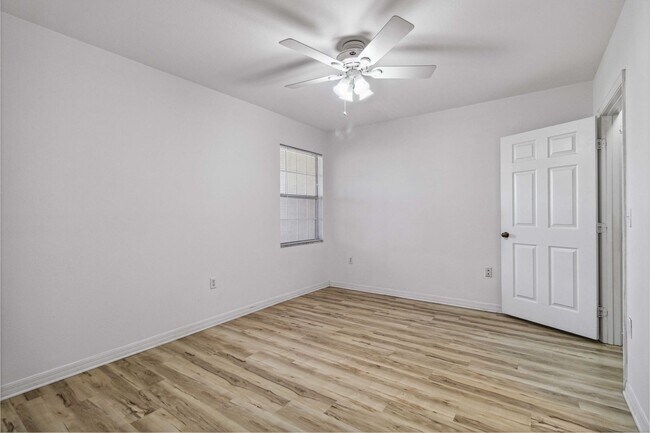 Building Photo - Spacious 1-Bedroom Condo for Annual Rent available now in gated Villagio Community
