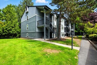 Building Photo - Kirkland Place Condominium