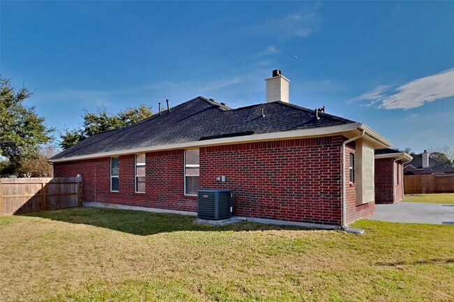 Building Photo - 7002 Winter Blossom Dr