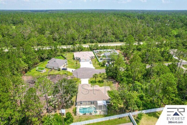 Building Photo - 13 Sleigh Bell Pl