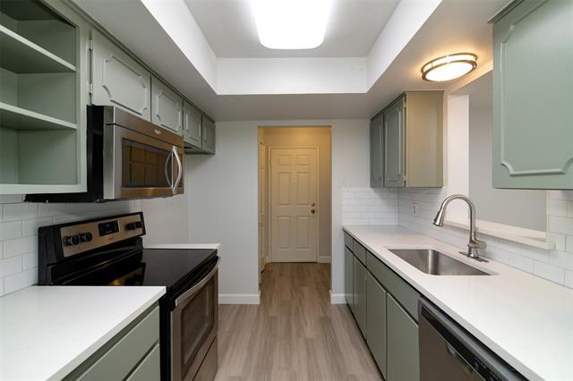 Building Photo - 731 Brentwood Ln