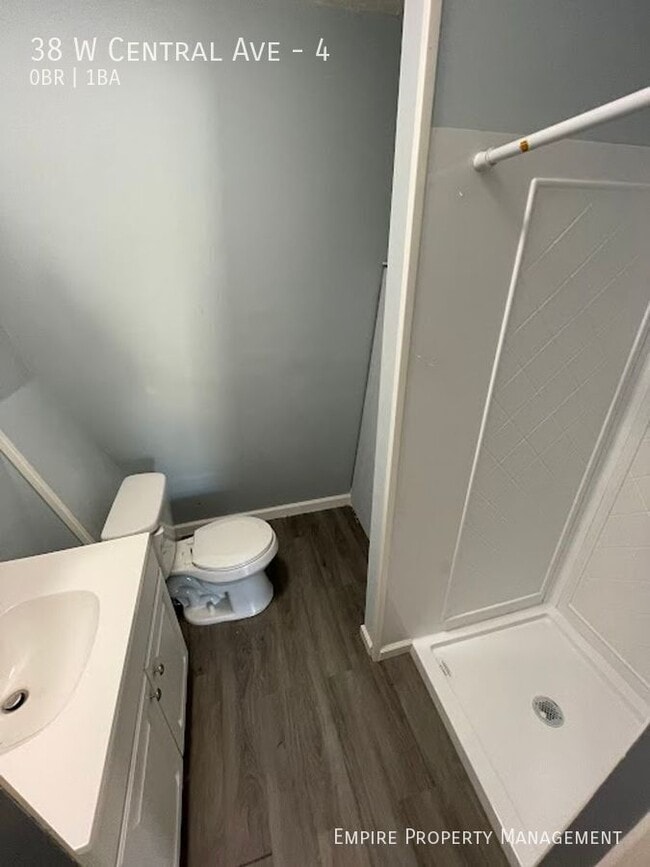 Building Photo - 38 W Central Ave