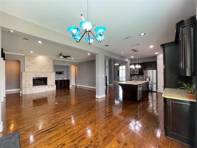 Building Photo - 415 Sleepy Creek Dr