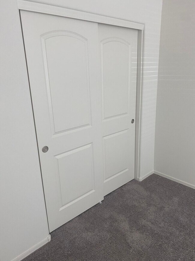 Building Photo - Charming 4 bedroom house in Coolidge