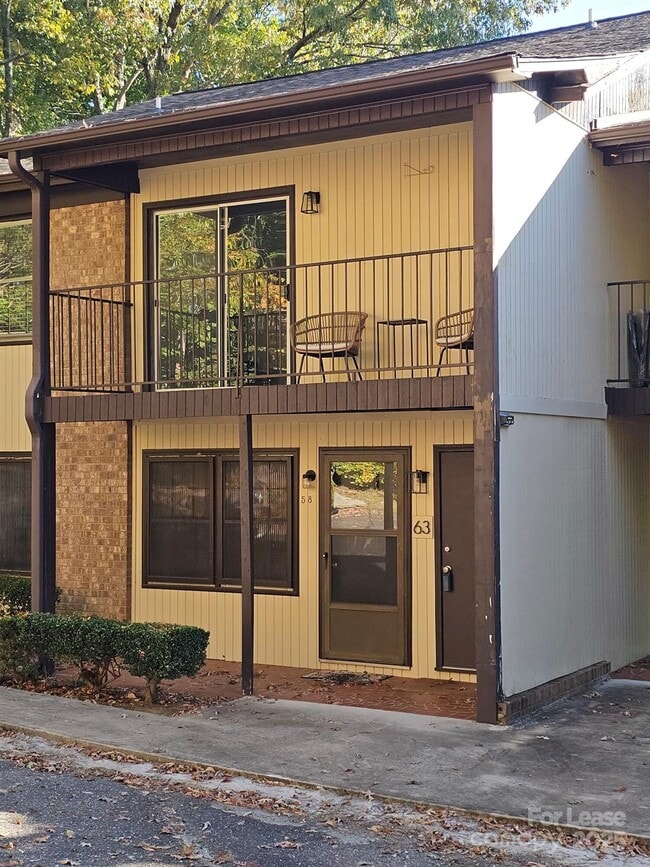 Building Photo - 849 Nottingham Dr