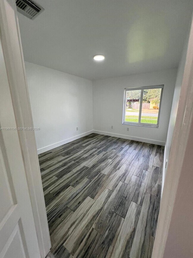 Building Photo - 11320 SW 245th St